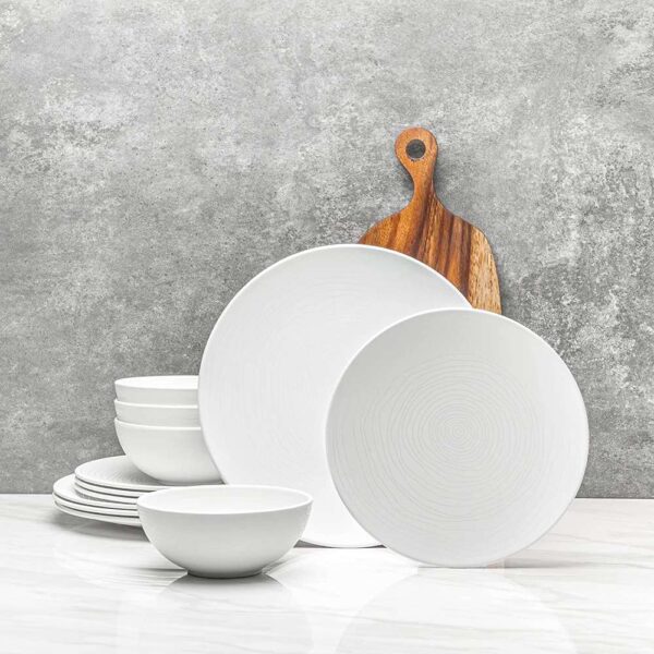 white-reusable-plastic-dinnerware-set